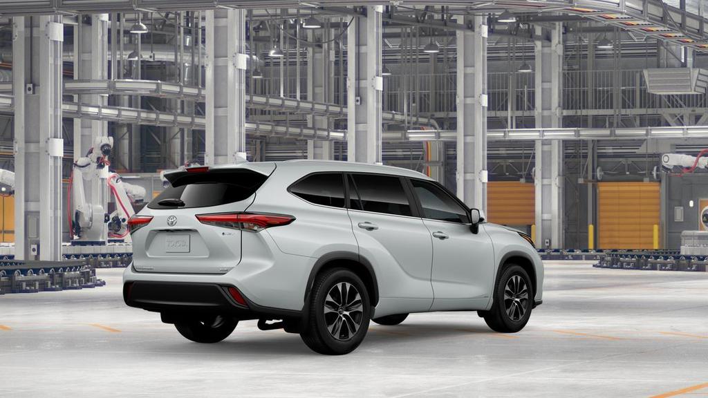 new 2026 Toyota Highlander Hybrid car, priced at $52,762