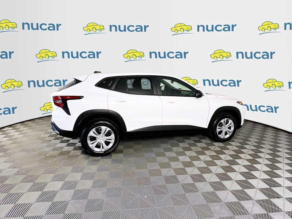 used 2025 Chevrolet Trax car, priced at $21,399
