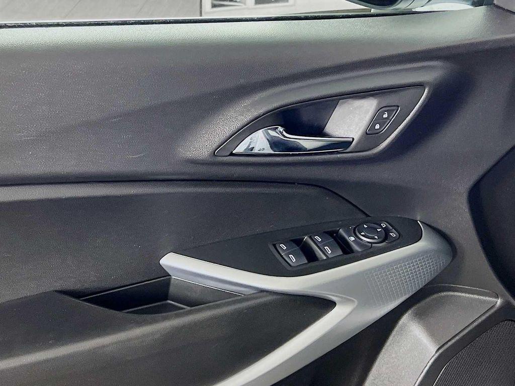 used 2025 Chevrolet Trax car, priced at $21,399