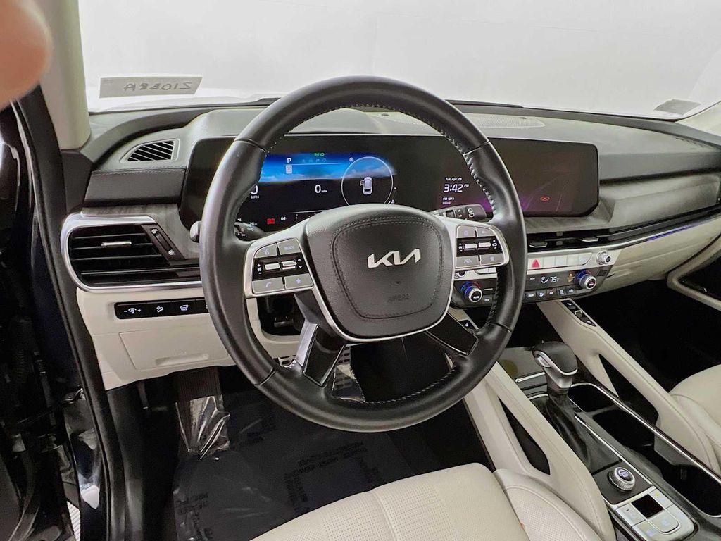 used 2024 Kia Telluride car, priced at $35,790