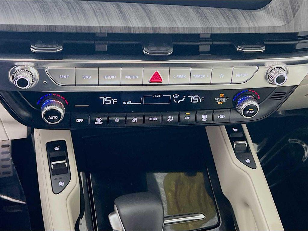 used 2024 Kia Telluride car, priced at $35,790