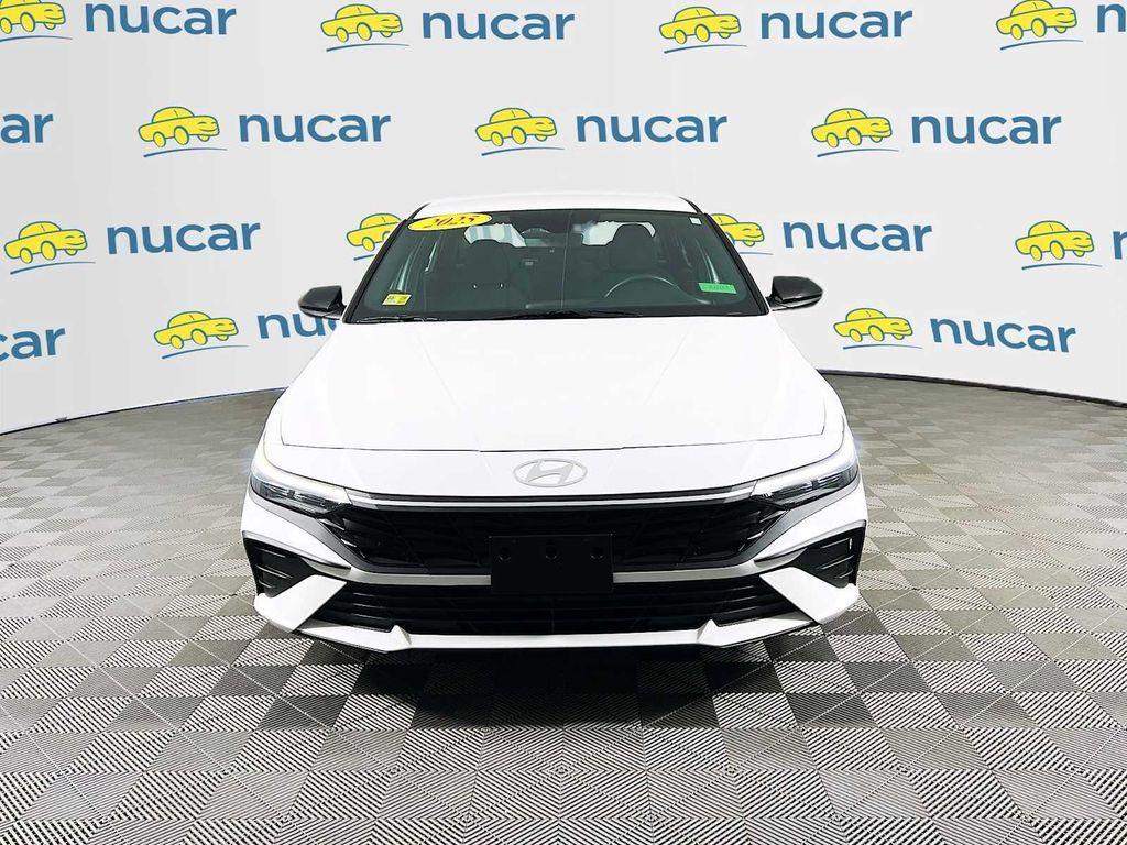 used 2025 Hyundai Elantra car