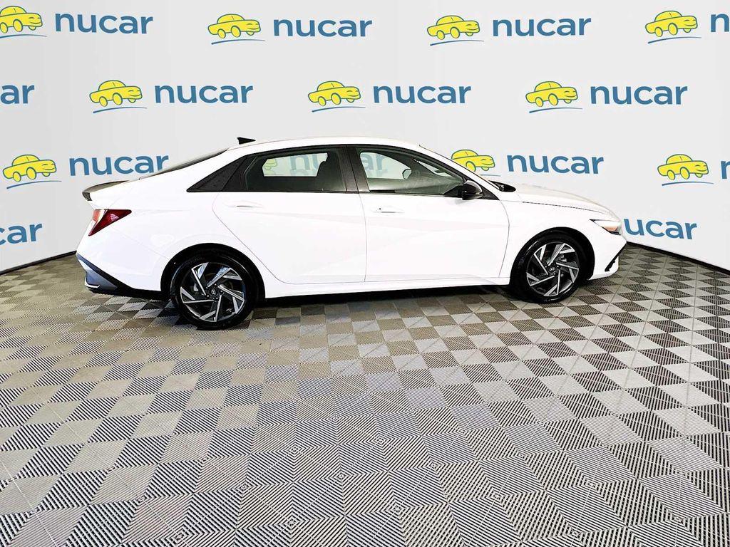 used 2025 Hyundai Elantra car