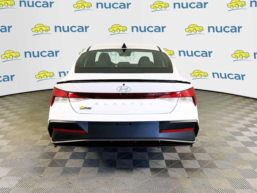 used 2025 Hyundai Elantra car
