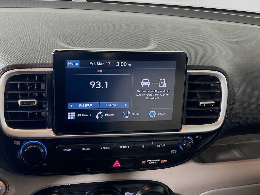 used 2025 Hyundai Venue car, priced at $21,091