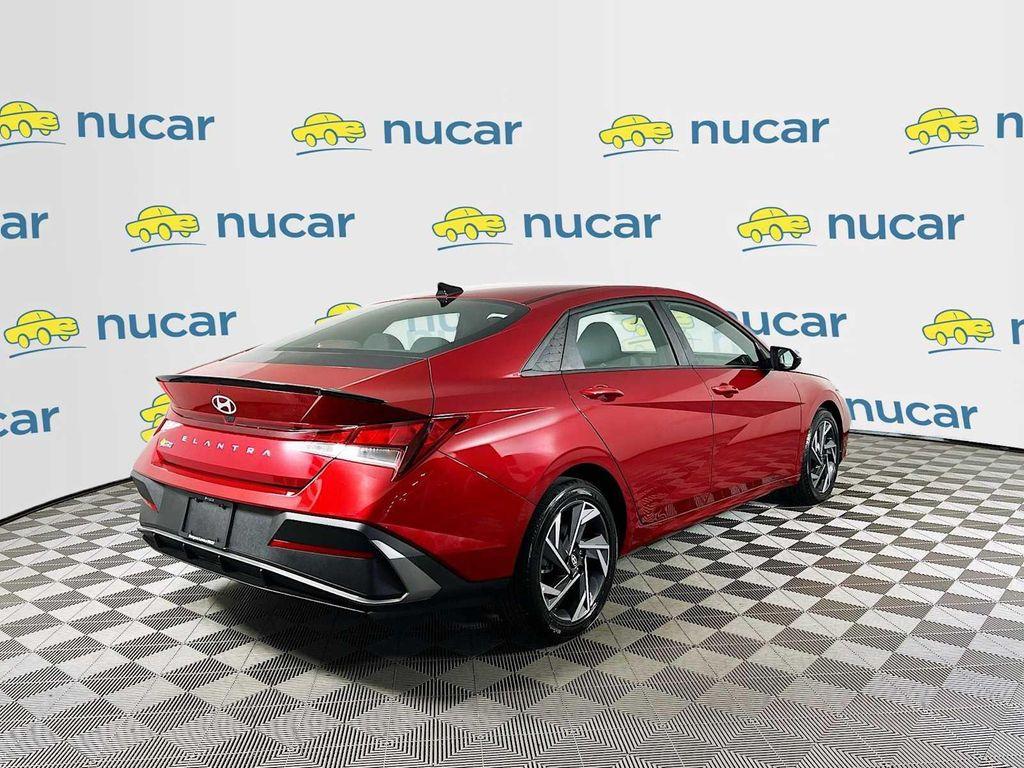 used 2025 Hyundai Elantra car