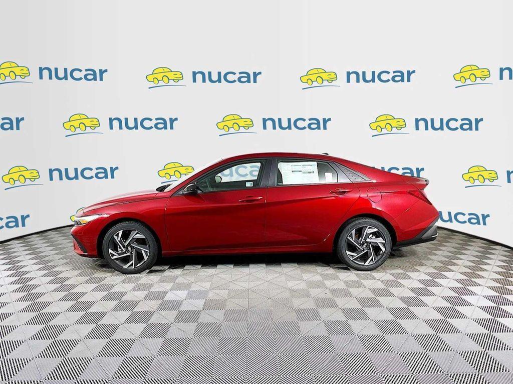 used 2025 Hyundai Elantra car