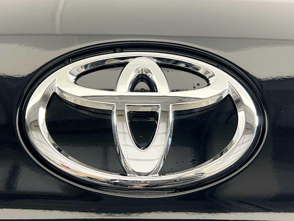 new 2026 Toyota Highlander Hybrid car, priced at $51,487