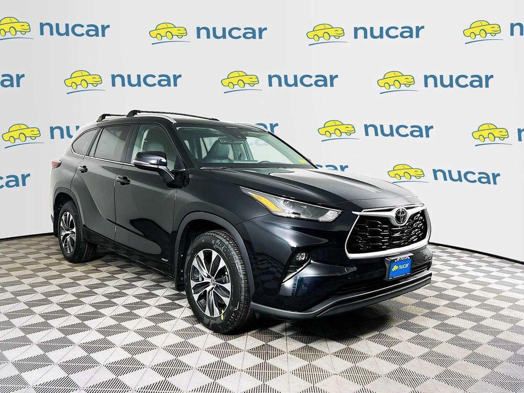 new 2026 Toyota Highlander Hybrid car, priced at $51,487