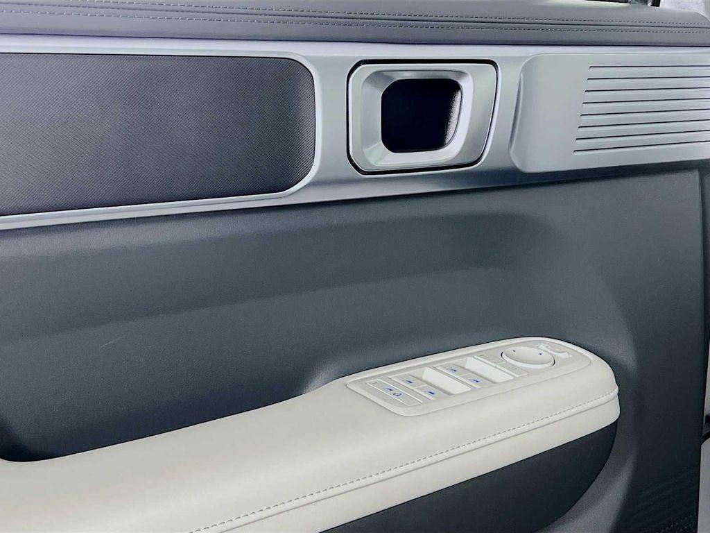used 2025 Hyundai Santa Fe car, priced at $32,025