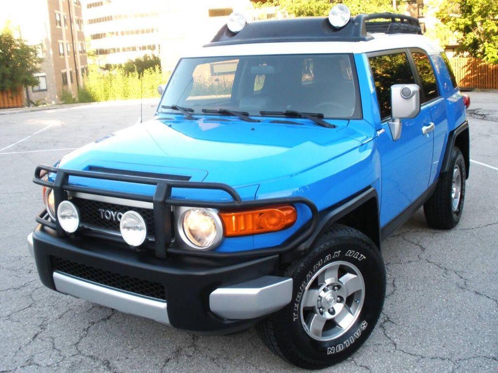 used 2008 Toyota FJ Cruiser car, priced at $16,995