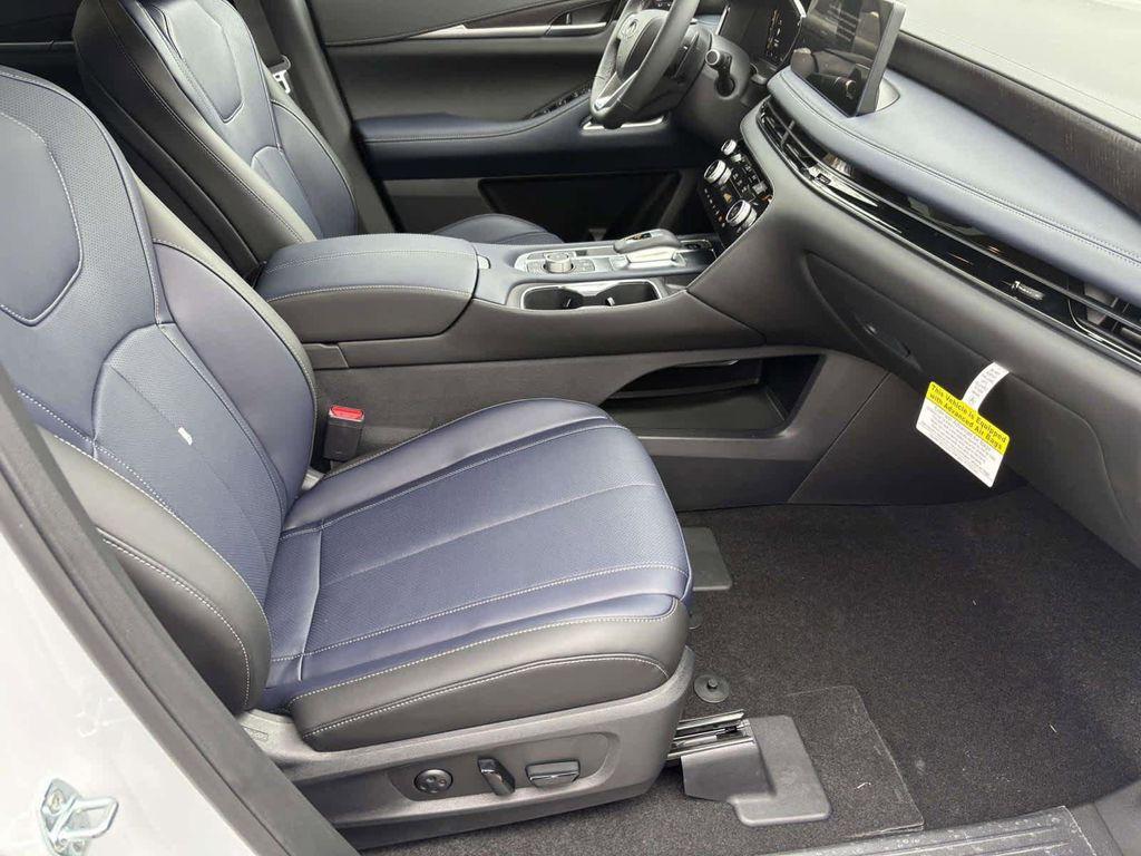 new 2026 INFINITI QX60 car, priced at $66,385