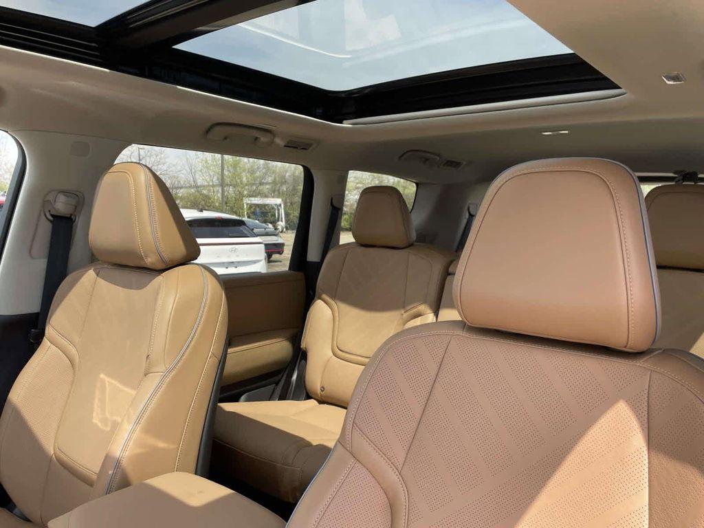 new 2026 INFINITI QX80 car, priced at $98,275