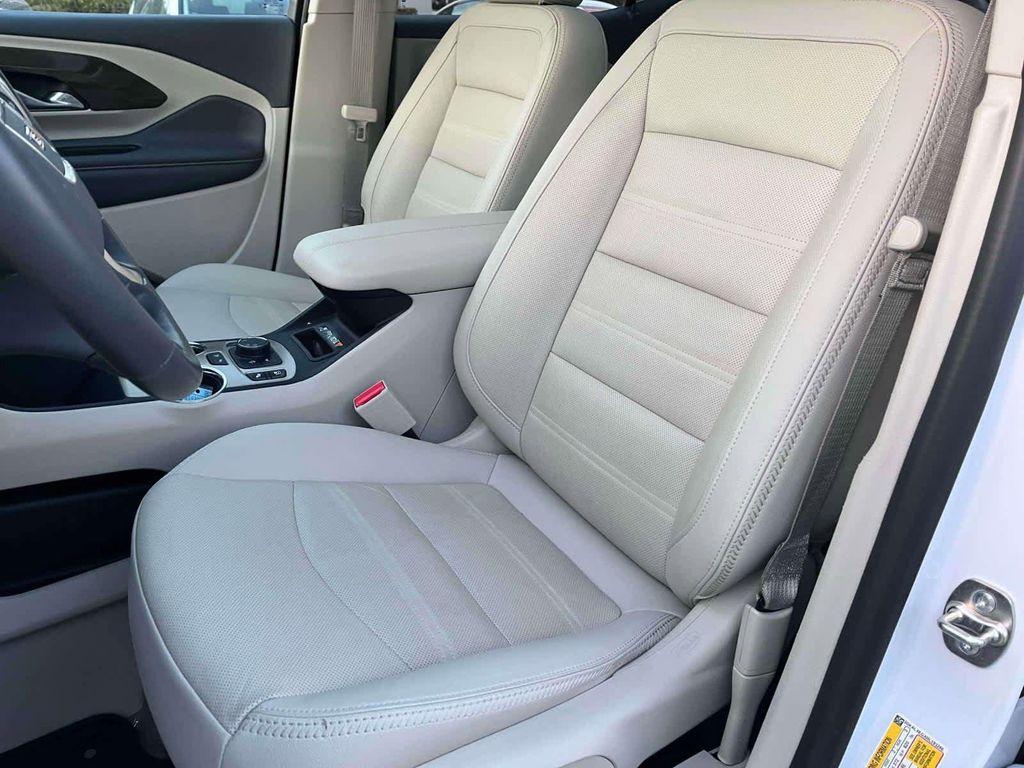 used 2024 GMC Terrain car, priced at $31,498