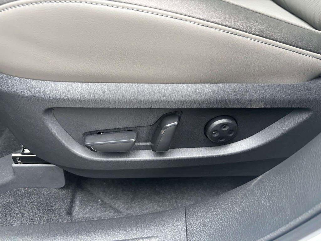 new 2025 INFINITI QX50 car, priced at $47,818