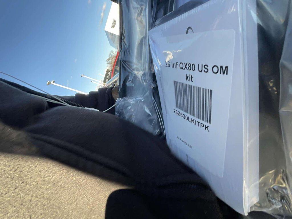 new 2026 INFINITI QX80 car, priced at $106,320