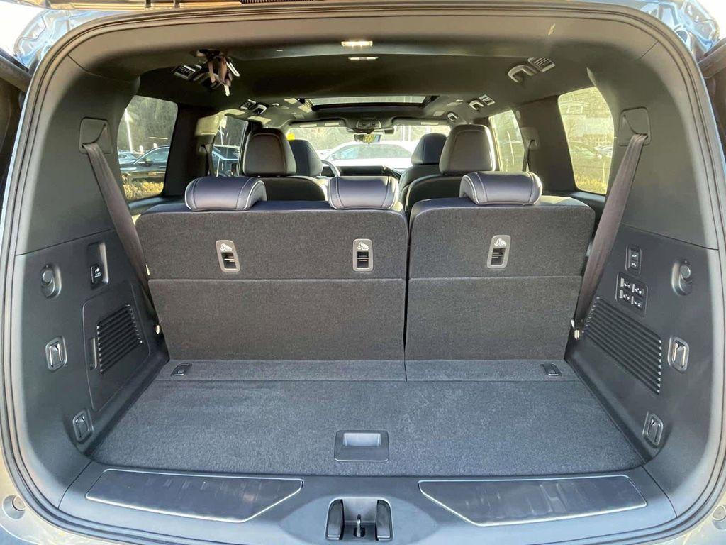 new 2026 INFINITI QX80 car, priced at $106,320