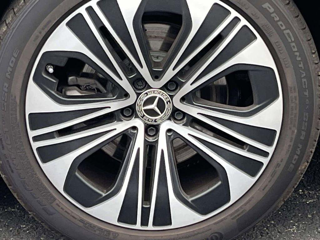 used 2024 Mercedes-Benz E-Class car, priced at $51,498