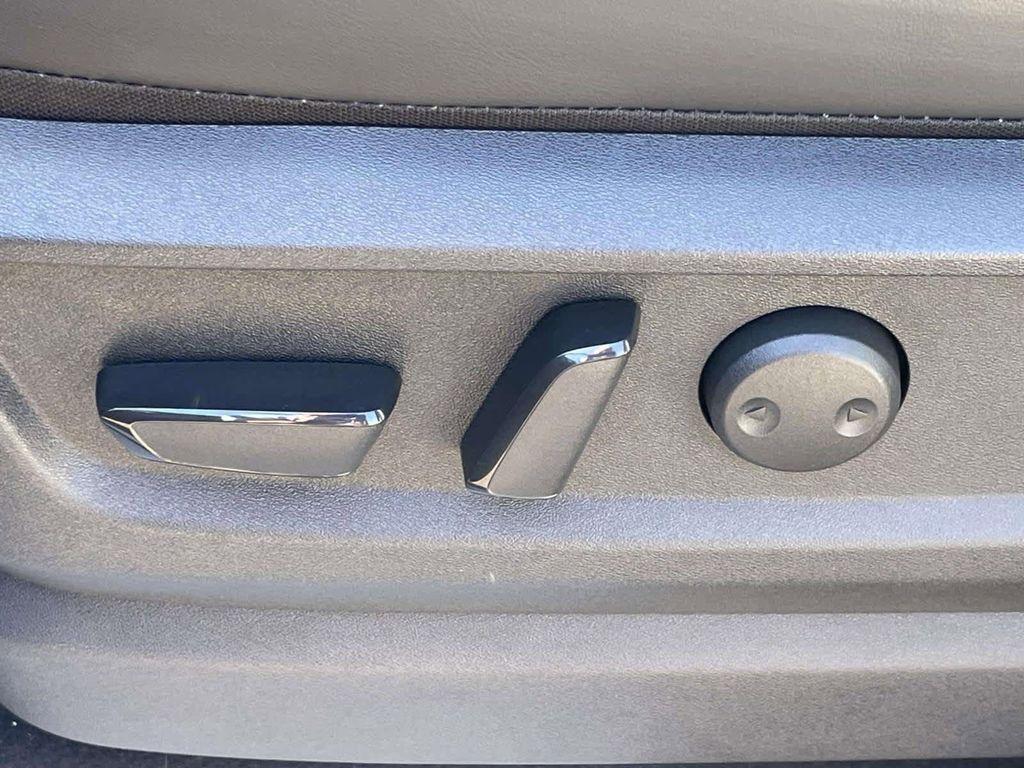 new 2026 INFINITI QX80 car, priced at $90,170