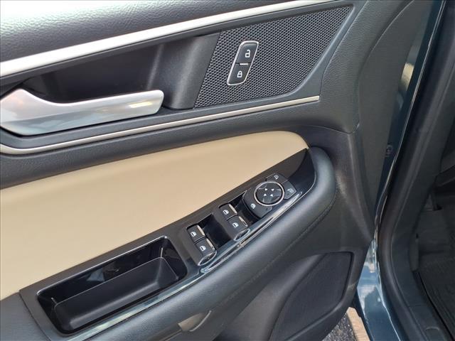 used 2019 Ford Edge car