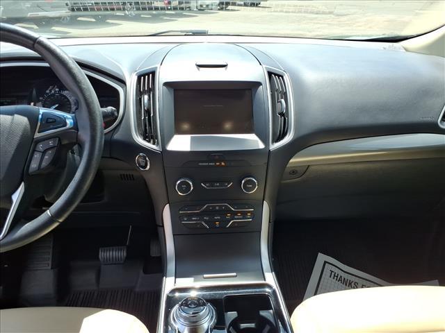 used 2019 Ford Edge car