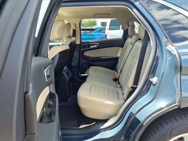used 2019 Ford Edge car