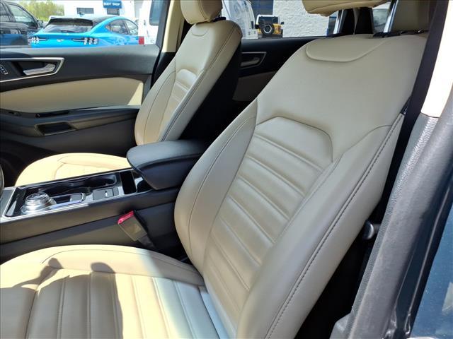 used 2019 Ford Edge car