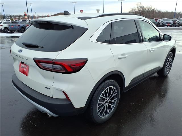 new 2026 Ford Escape PHEV car, priced at $33,780