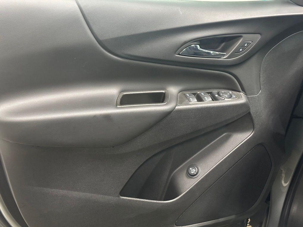 used 2024 Chevrolet Equinox car, priced at $24,863