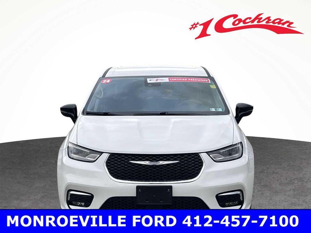 used 2024 Chrysler Pacifica car, priced at $26,332