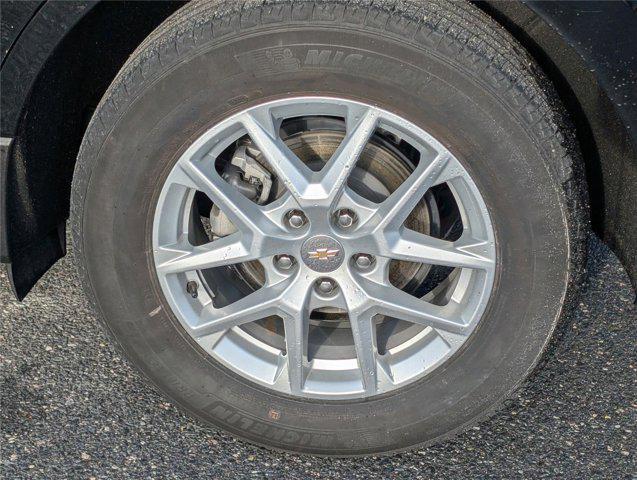 used 2024 Chevrolet Equinox car, priced at $17,000