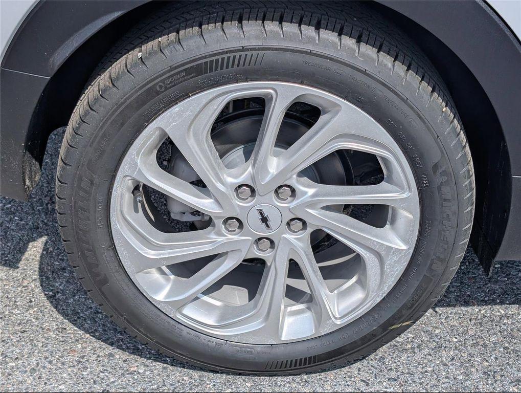 new 2027 Chevrolet Bolt car, priced at $27,389