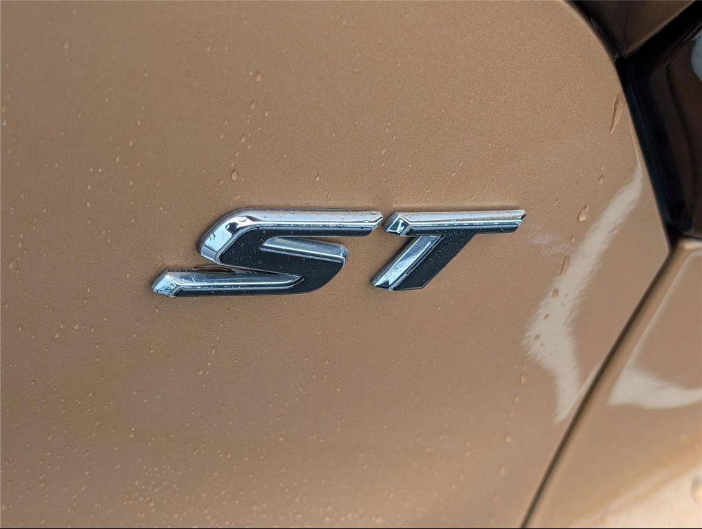 used 2024 Buick Encore GX car, priced at $21,049