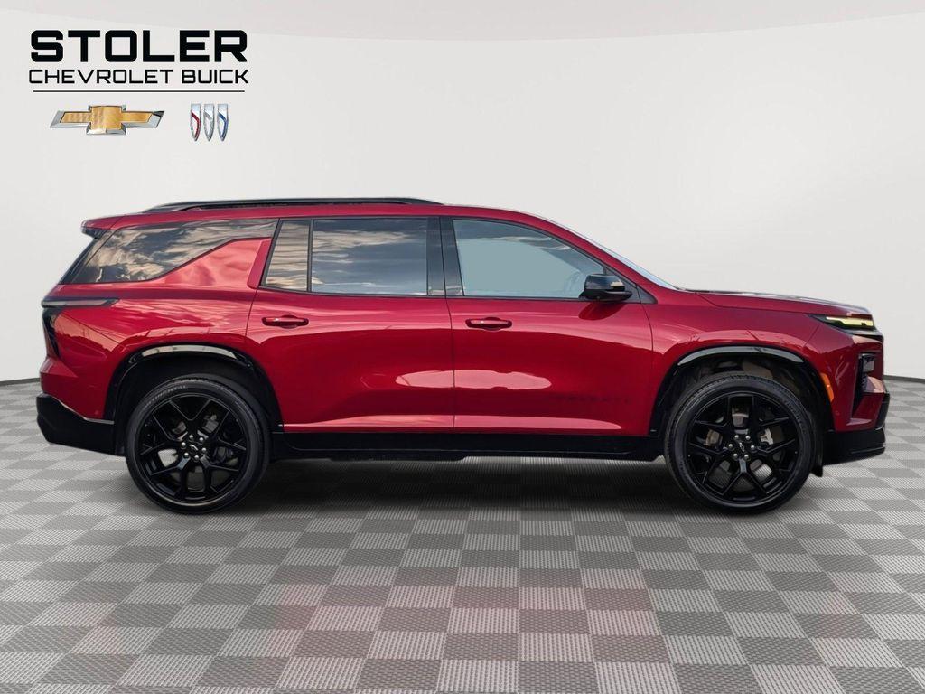 used 2024 Chevrolet Traverse car, priced at $48,299