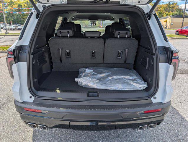 new 2026 Chevrolet Traverse car, priced at $43,480