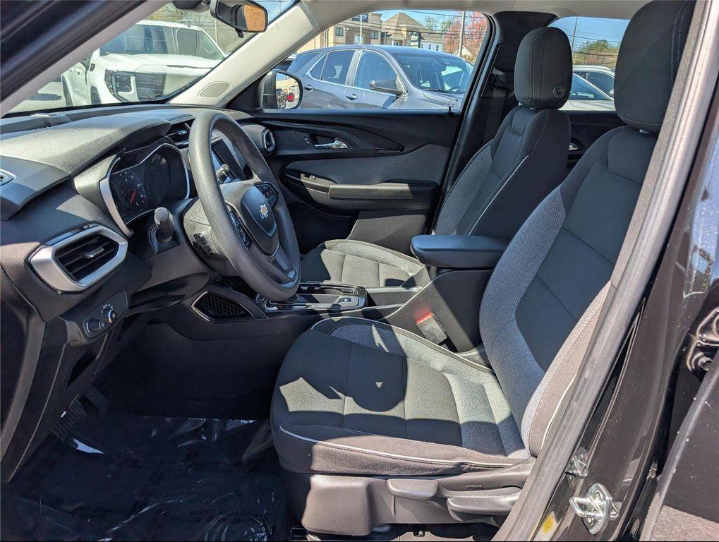 used 2022 Chevrolet TrailBlazer car, priced at $18,799