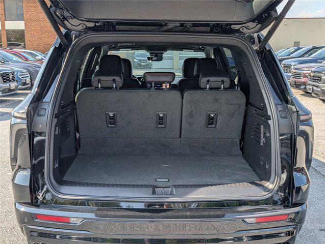 used 2024 Chevrolet Traverse car, priced at $46,500