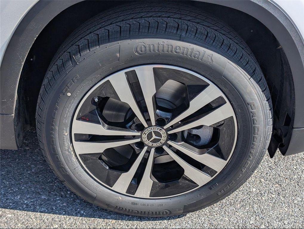 used 2025 Mercedes-Benz GLA 250 car, priced at $25,799