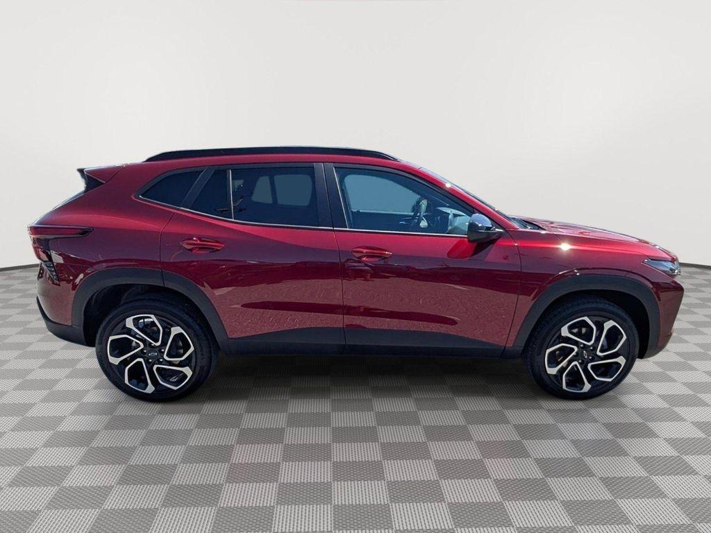 used 2025 Chevrolet Trax car, priced at $24,499