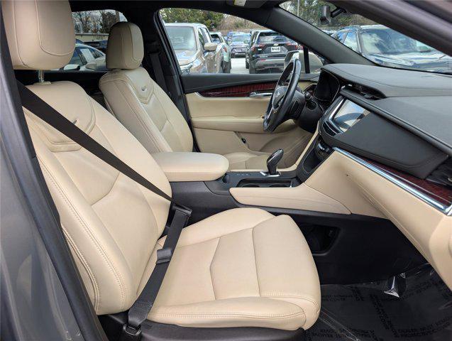 used 2019 Cadillac XT5 car, priced at $20,800