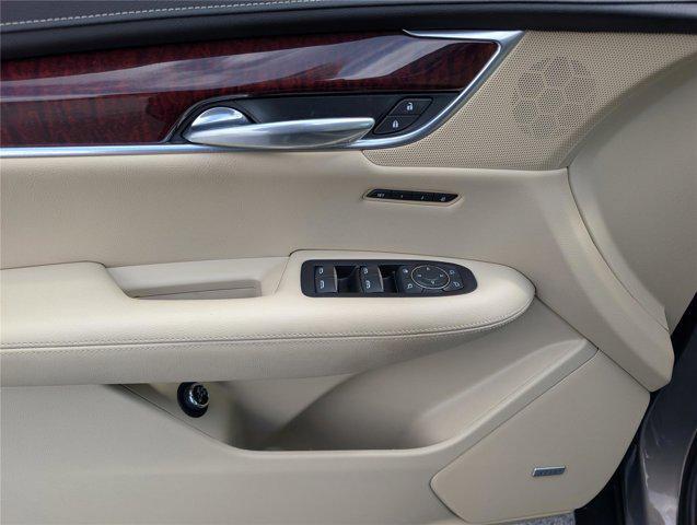 used 2019 Cadillac XT5 car, priced at $20,800