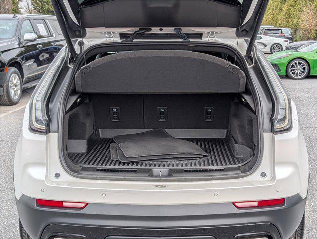 used 2022 Cadillac XT4 car, priced at $23,000