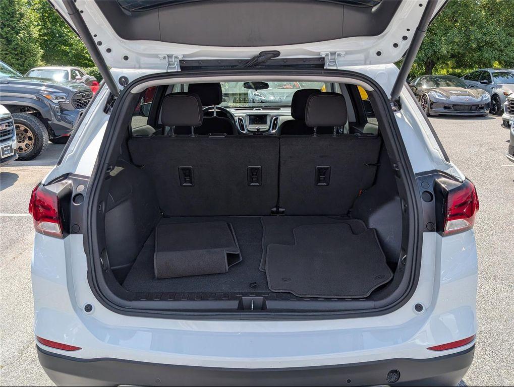 used 2024 Chevrolet Equinox car, priced at $21,299