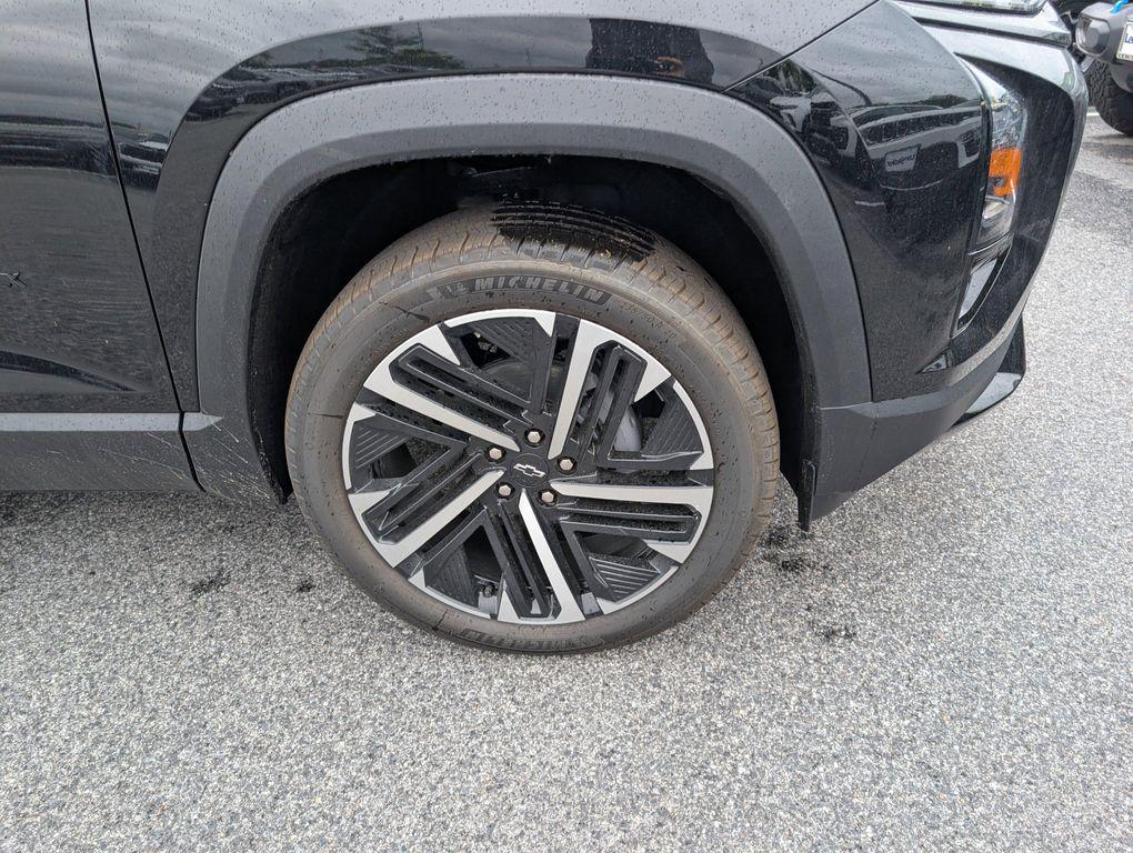 new 2026 Chevrolet Equinox car, priced at $38,659
