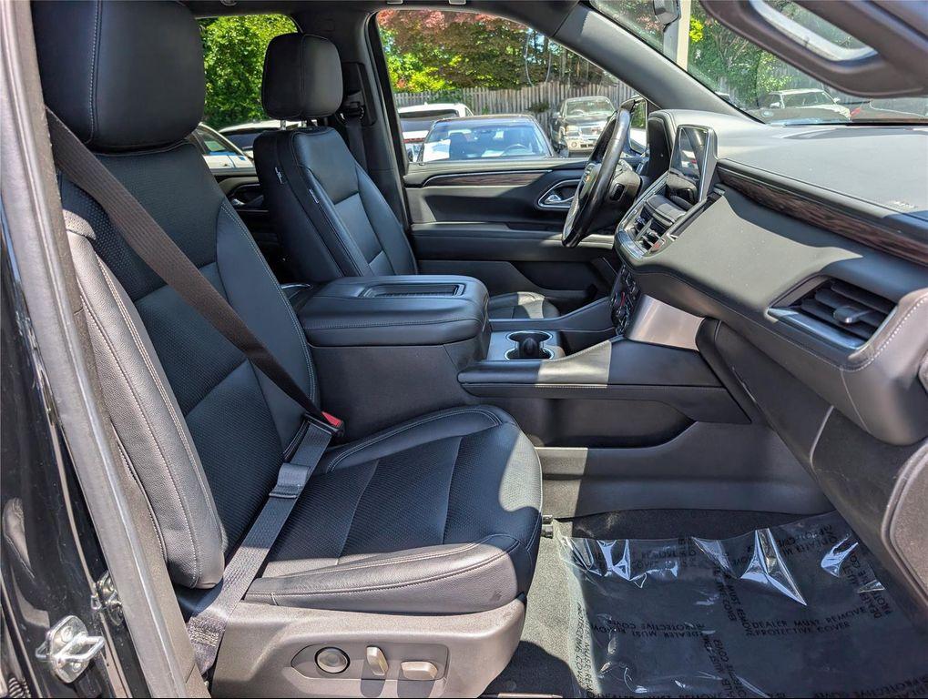 used 2021 Chevrolet Suburban car, priced at $25,799