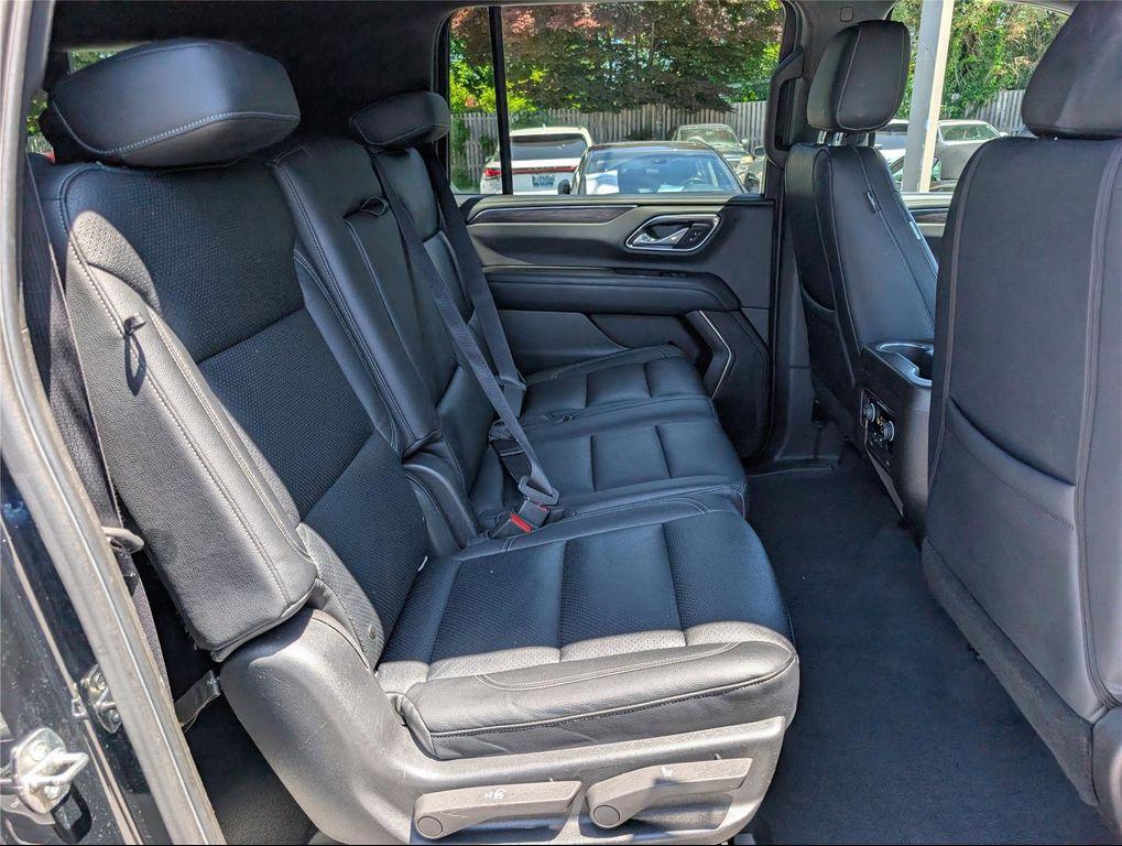 used 2021 Chevrolet Suburban car, priced at $25,799