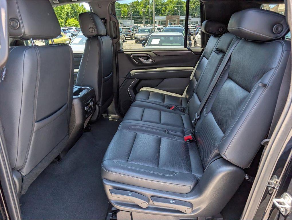 used 2021 Chevrolet Suburban car, priced at $25,799