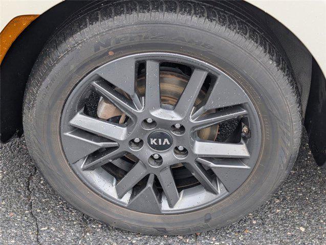used 2021 Kia Soul car, priced at $13,500