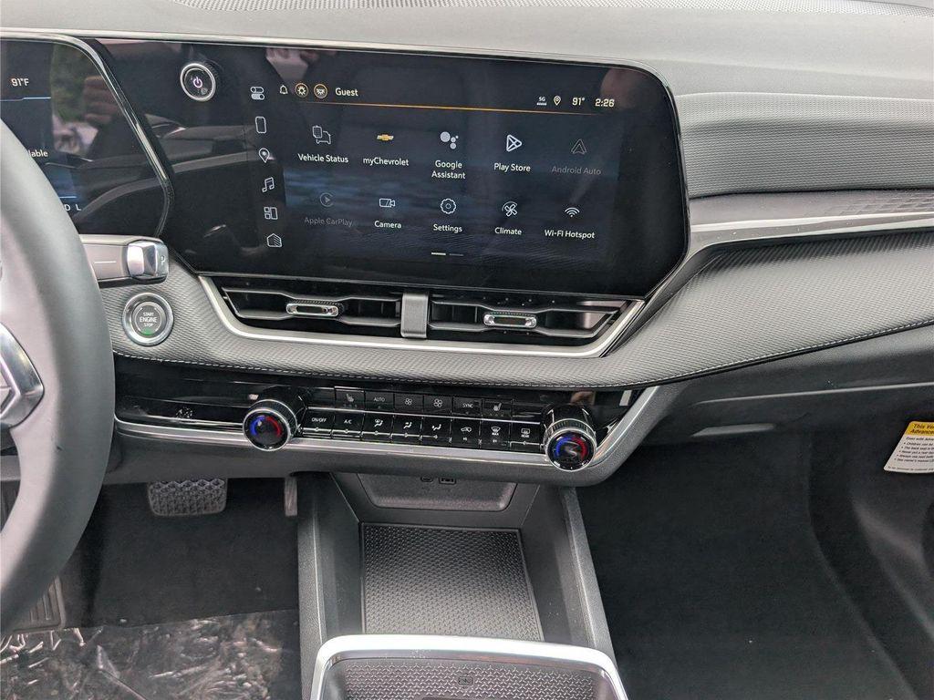 new 2026 Chevrolet Equinox car, priced at $33,089