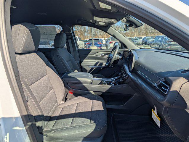 new 2026 Chevrolet Traverse car, priced at $42,905